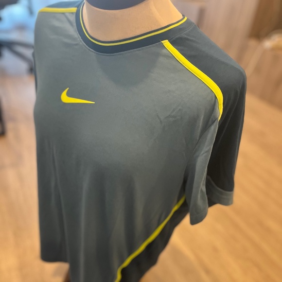 Nike Dri-Fit Training Short Sleeve Shirt Blue - Picture 1 of 5